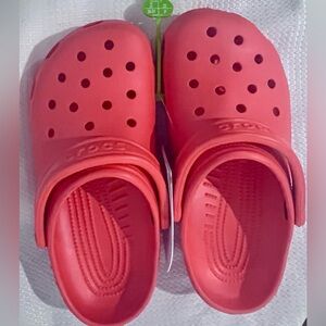New CROCS  classic clogs Varsity  Red  size 4J